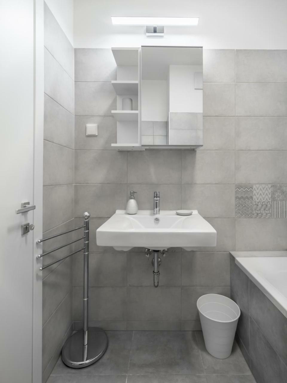 Bpr Chic White Home With Terrace & A/C & Garage บูดาเปสต์ ภายนอก รูปภาพ